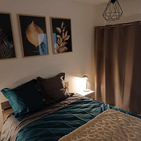 Maisonnette Abj Anneyron Buitenkant foto
